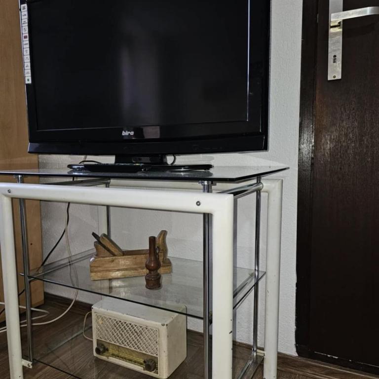 Two-bedroom house with garden - Kuća sa 2 Spavaće Sobe - 35