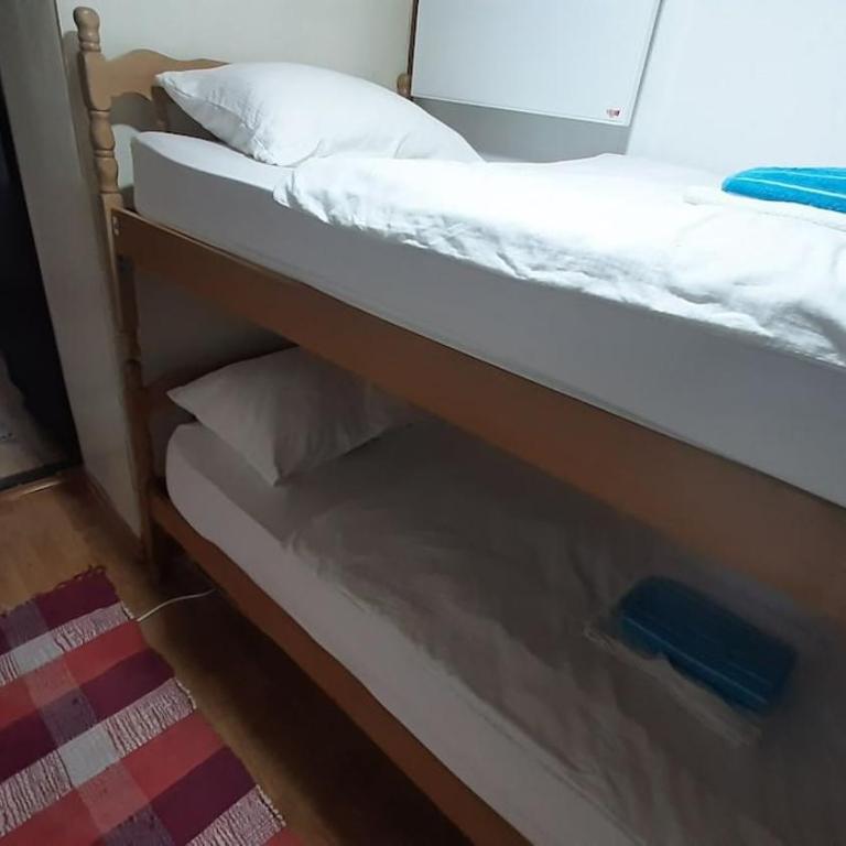 Two-bedroom house with garden - Kuća sa 2 Spavaće Sobe - 36