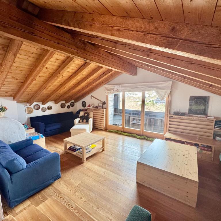Esperienza Unica al Passo Giau - Appartamento con Vista Panoramica - Appartamento con 4 Camere da Letto e Balcone - 3