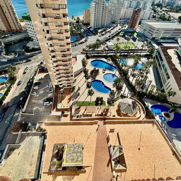 Clubrent - Coral Beach, 19th floor - sea view - Apartamento de 2 dormitorios - 43