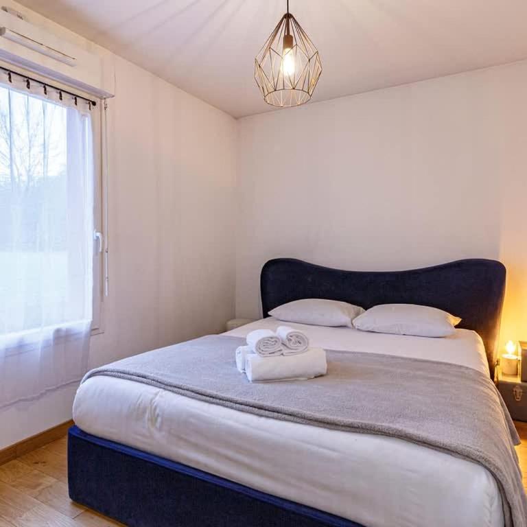 Le Saint Cyr - bel appartement, parking & terrasse - Appartamento - 11