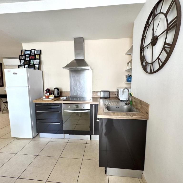 ApartHotel Riviera - Hotel des Postes 2 - City center Massena - Appartement Standard 2 Chambres - 7