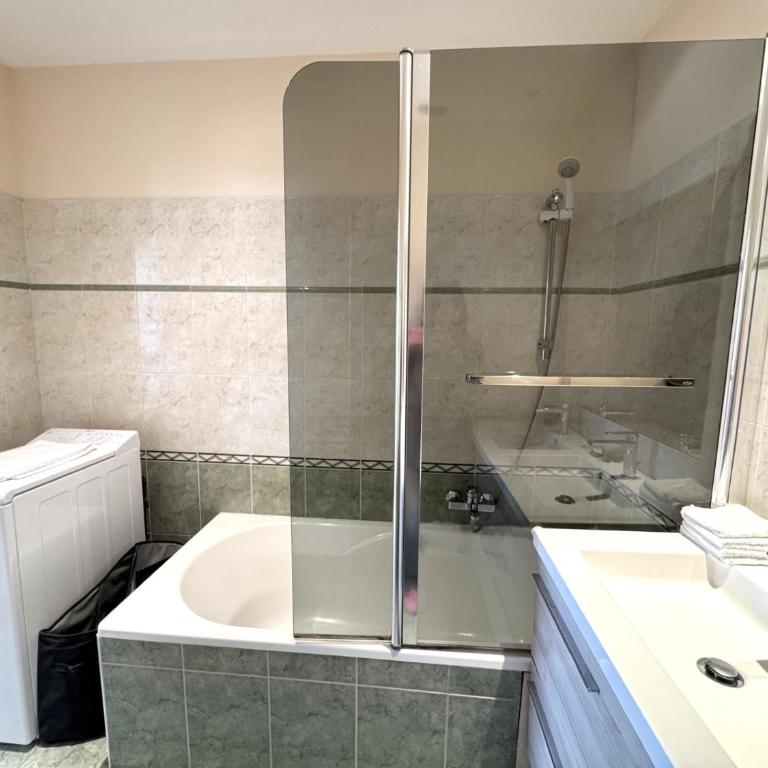 ApartHotel Riviera - Hotel des Postes 2 - City center Massena - Appartement Standard 2 Chambres - 11