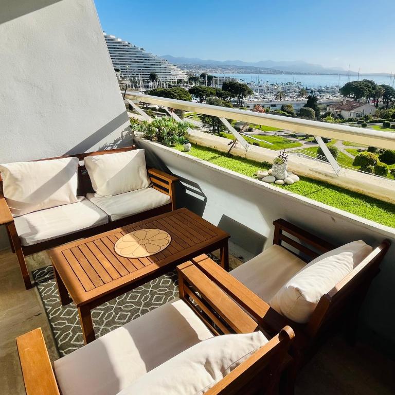 Marina Baie studio vue mer et jardin avec clim - Apartment mit 1 Schlafzimmer - 6