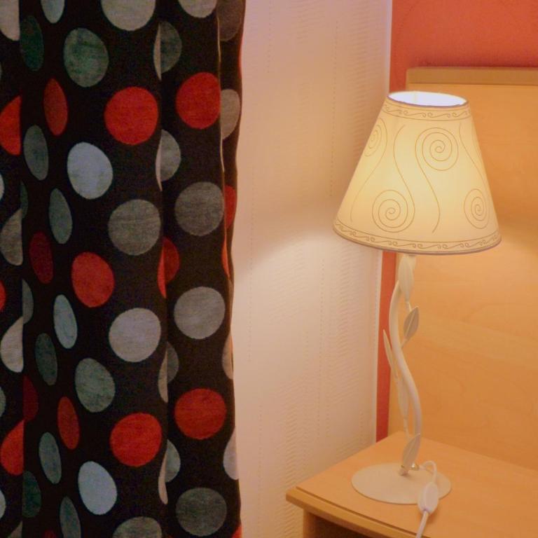 Cit'Hotel de La Vallée - Chambre Triple - 5