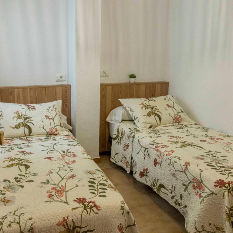 Apartamentos Cayetana - Apartamento de 3 dormitorios - 16