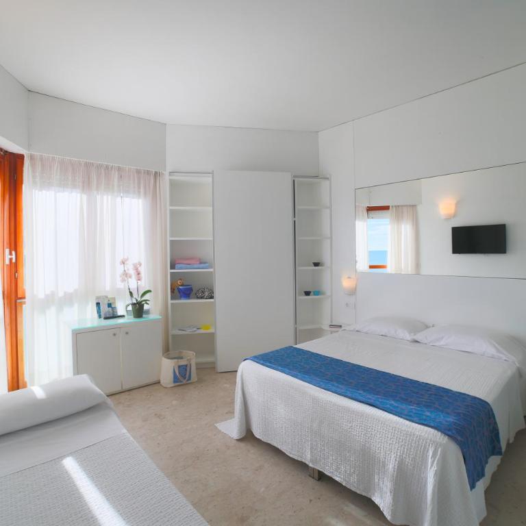 Hotel Caravelle Thalasso & Wellness - Habitación Triple Estándar - 1