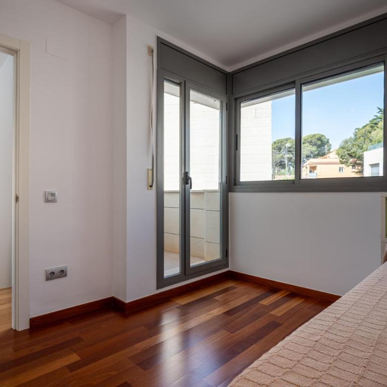 AT051 A pocos metros de la playa, equipamiento completo, piscina comunitaria - Villa con vistas al jardín - 29