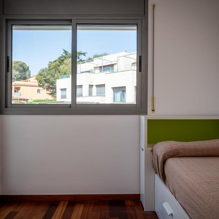 AT051 A pocos metros de la playa, equipamiento completo, piscina comunitaria - Villa con vistas al jardín - 27
