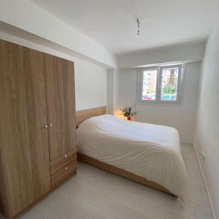 Appartement rénové - Chambre double - Parking - Climatisation - 10 min de la plage - Appartement 1 Chambre - 3