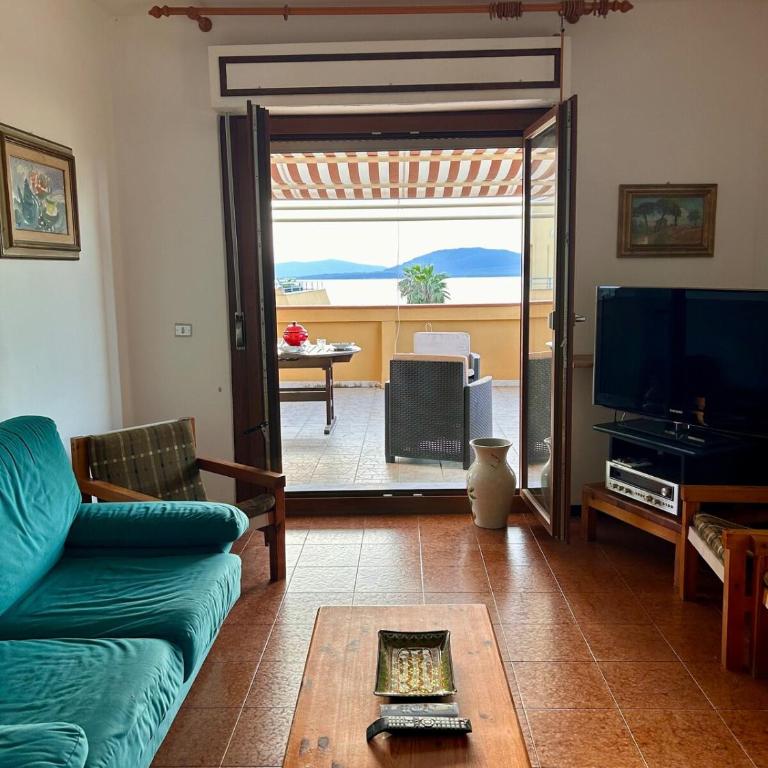 Attico - Three-Bedroom Apartment with Sea View - 10