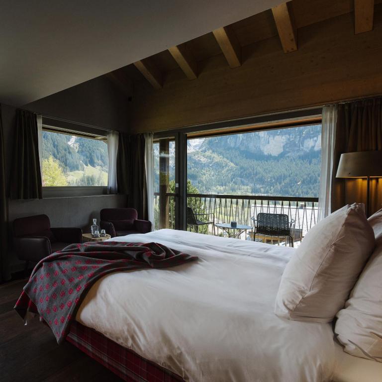 Bergwelt Grindelwald - Alpine Design Resort - Eiger View Corner Deluxe King Room - 5