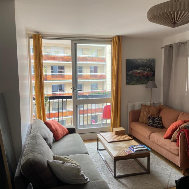 Spacious and Elegant 3 Bedrooms Apartment near Metro and Bois de Vincennes - Appartement 1 Chambre - 1