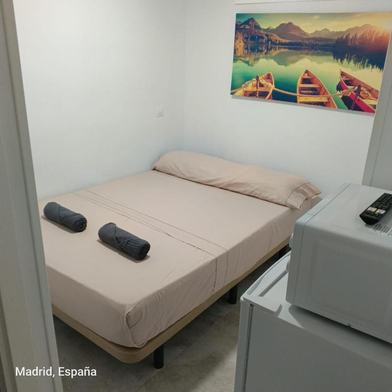 Hospedaje La Campana - Double Room with Private Bathroom - 8