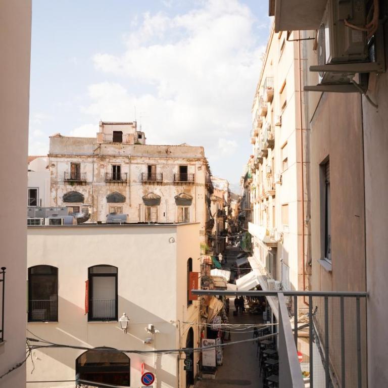 Bieddu Suites - Palermo City Center - Deluxe Room - 4