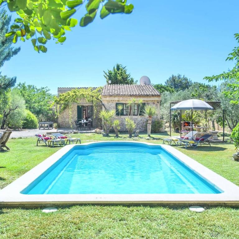 Villa Can Canaveret by Villa Plus - Villa - 11