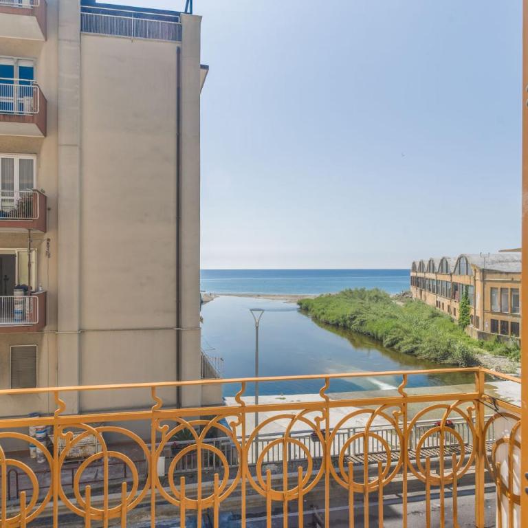 RivieraRent Chez Rita - Appartamento con 2 Camere da Letto - 2