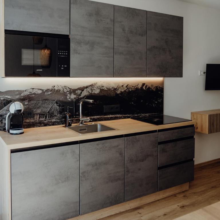 SAM`s hairBERGE Apartments - Studio - 25