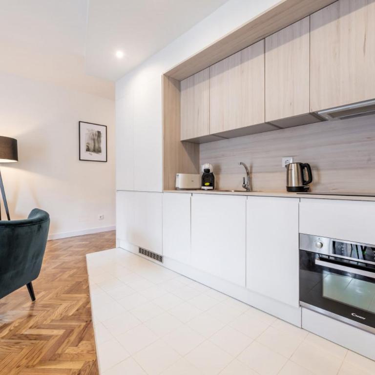 Modern Stylish - 1BD 1BTH - Opera - Apartment - 13