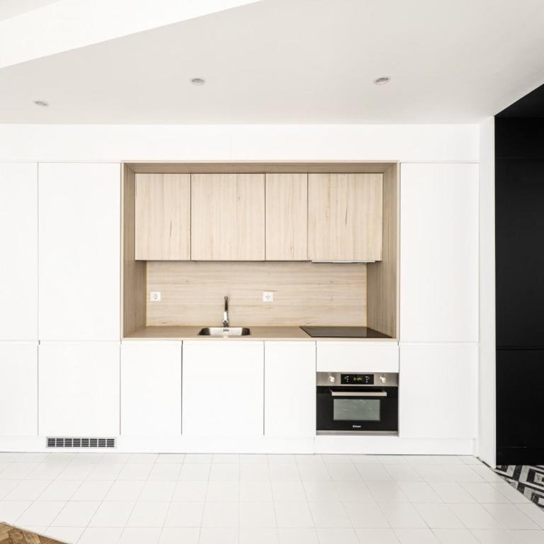Modern Stylish - 1BD 1BTH - Opera - Apartment - 11