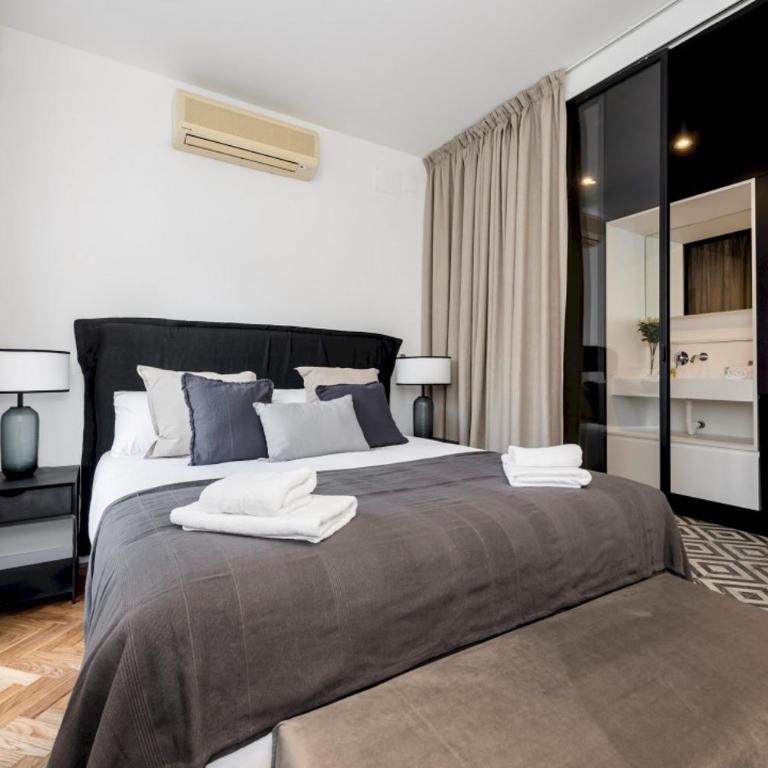 Modern Stylish - 1BD 1BTH - Opera - Apartment - 15