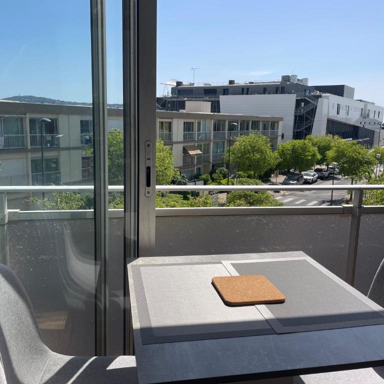 T1 bis rénové et cosy à côté des Thermes et de l'étang de Thau - Appartement 1 Chambre - 3
