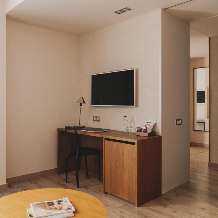 Catalonia Boulevard - Deluxe Room - 4