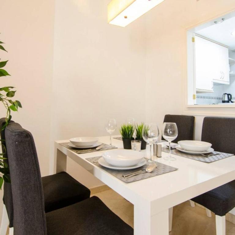 Amazing Unique 1BD 1BTH - Sol Madrid center - Apartment - 10