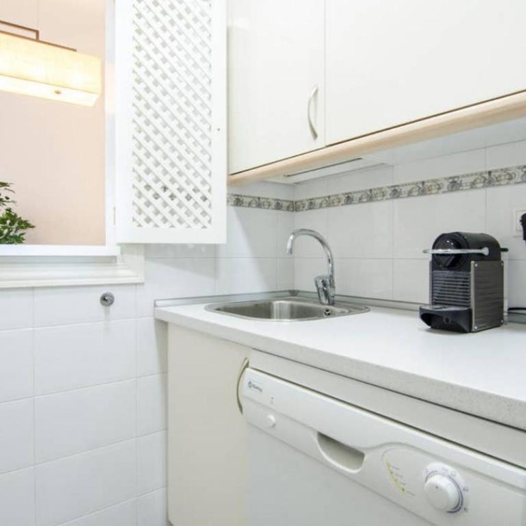 Amazing Unique 1BD 1BTH - Sol Madrid center - Apartment - 13