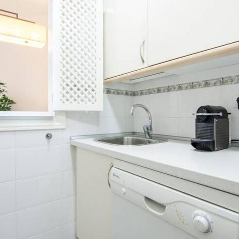 Amazing Unique 1BD 1BTH - Sol Madrid center - Apartment - 16