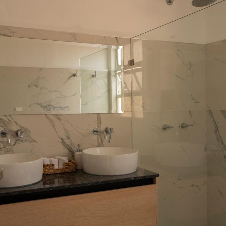 Comfort and Style in Condesa - One-Bedroom Apartment - 2
