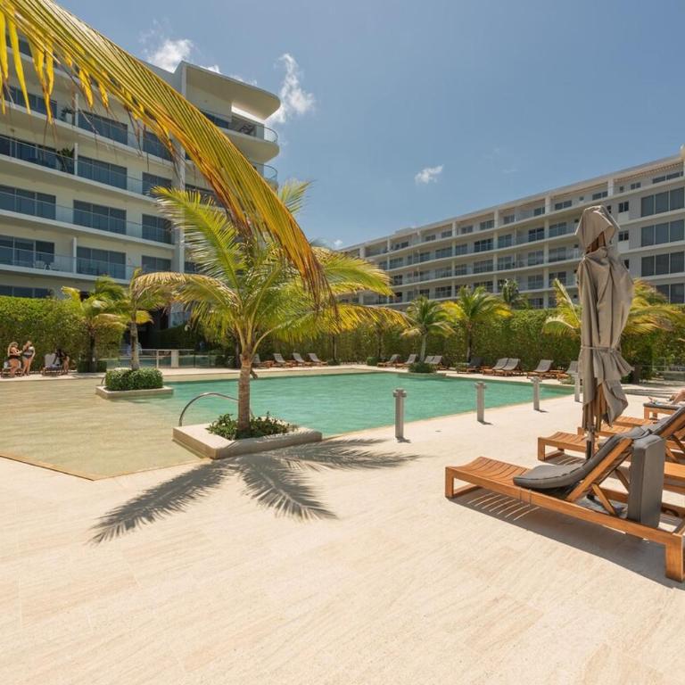 Beachfront Modern One-Bedroom Apartment with Pool, Parking - Apartamento de 1 dormitorio - 11