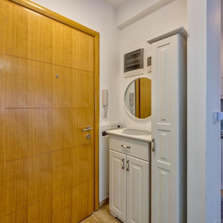 Apartment Lotus 10 - Cozy One-Bedroom Apartment - 18
