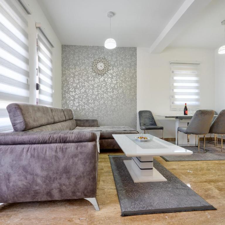 Apartment Lotus 10 - Cozy One-Bedroom Apartment - 6