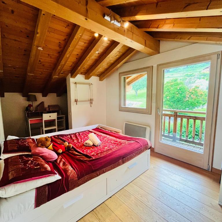 La Maison Magique! Magnifique chalet familial - Four-Bedroom House - 81