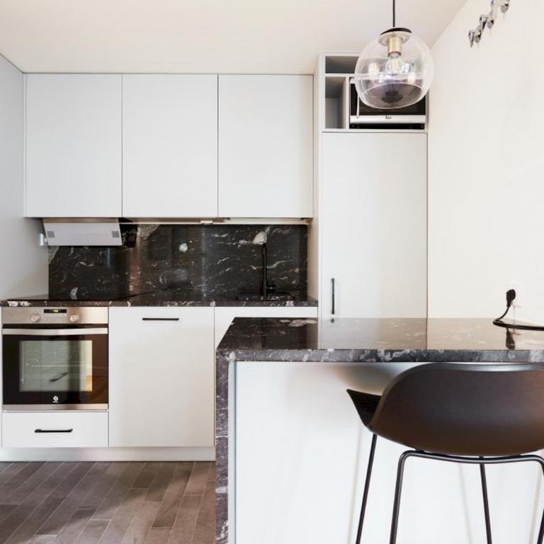 Bright Luxurious - 1BD 2BTH - AtochaRetiro - One-Bedroom Apartment - 7