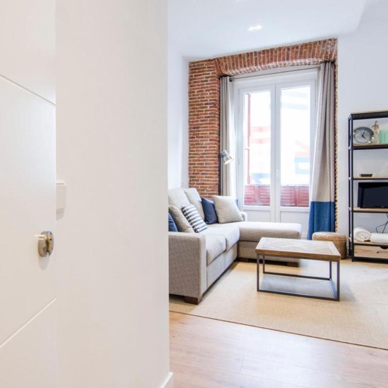 Cozy with Balconies - 1Bedroom 1Bathroom - Sol - Apartment - 3