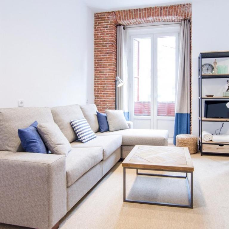 Cozy with Balconies - 1Bedroom 1Bathroom - Sol - Apartment - 4