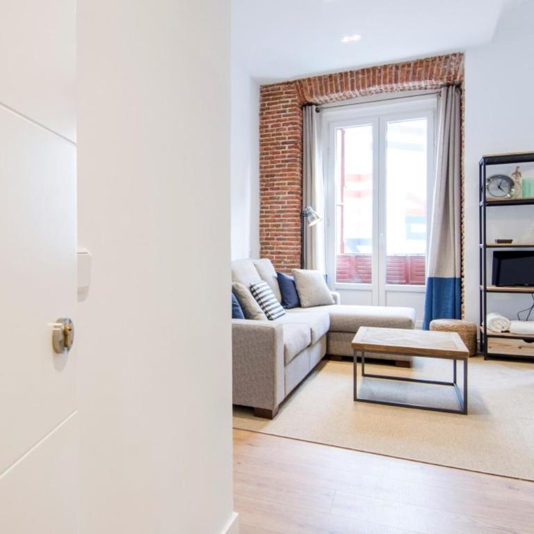 Cozy with Balconies - 1Bedroom 1Bathroom - Sol - Apartment - 9