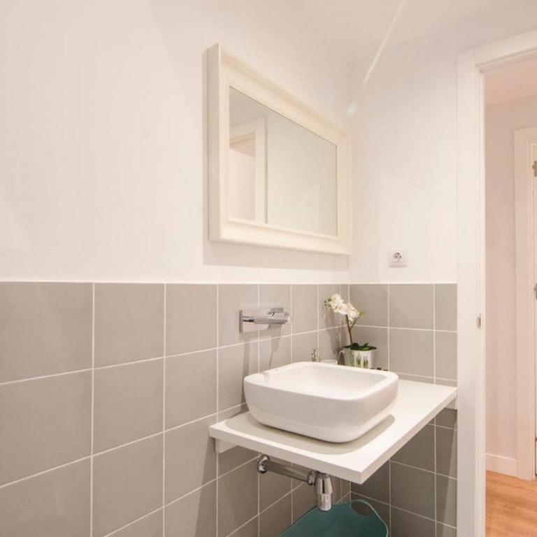 Increíble nuevo 3BD 2BTH - Centro de la ciudad - Apartamento - 29