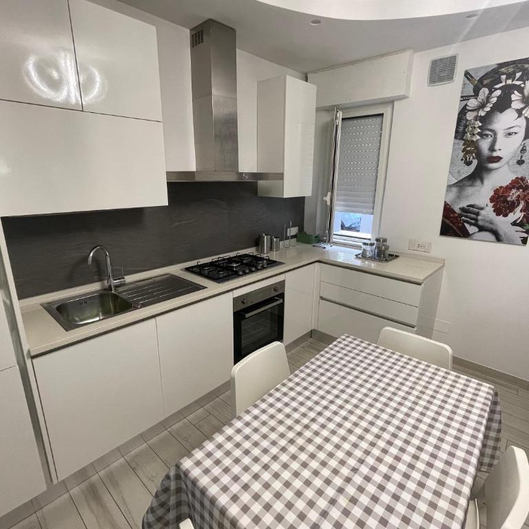 Appartamento Lindo e Dora - A due passi dal mare - Appartamento con 2 Camere da Letto - 6