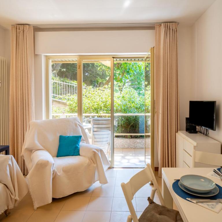 GuestHost - Modern Escape with Pool & Sunny Terrace - Appartamento con 1 Camera da Letto - 6