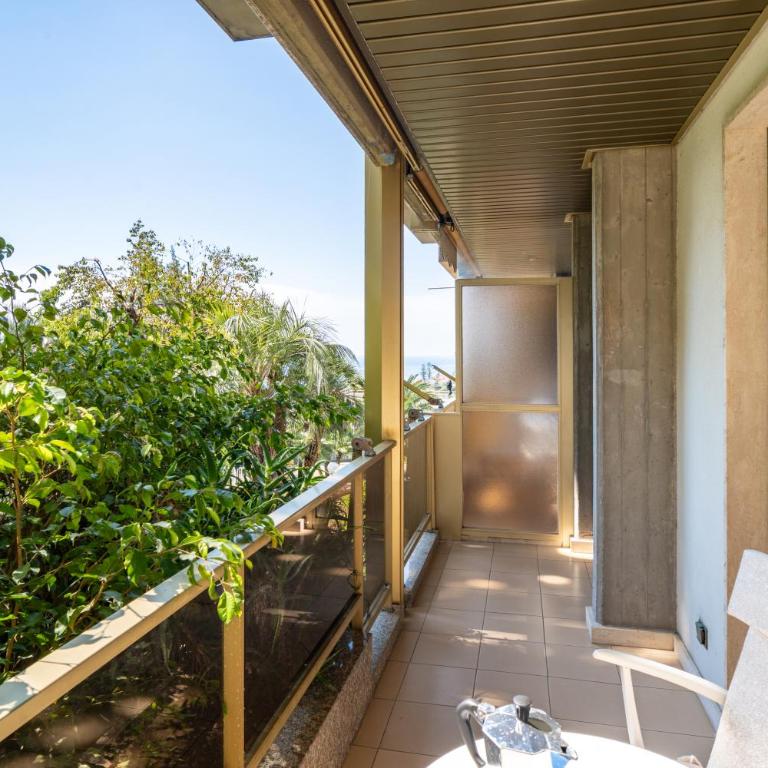 GuestHost - Modern Escape with Pool & Sunny Terrace - Appartamento con 1 Camera da Letto - 21