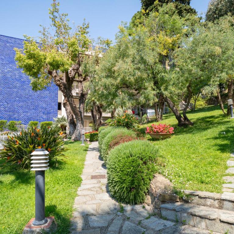 GuestHost - Modern Escape with Pool & Sunny Terrace - Appartamento con 1 Camera da Letto - 28