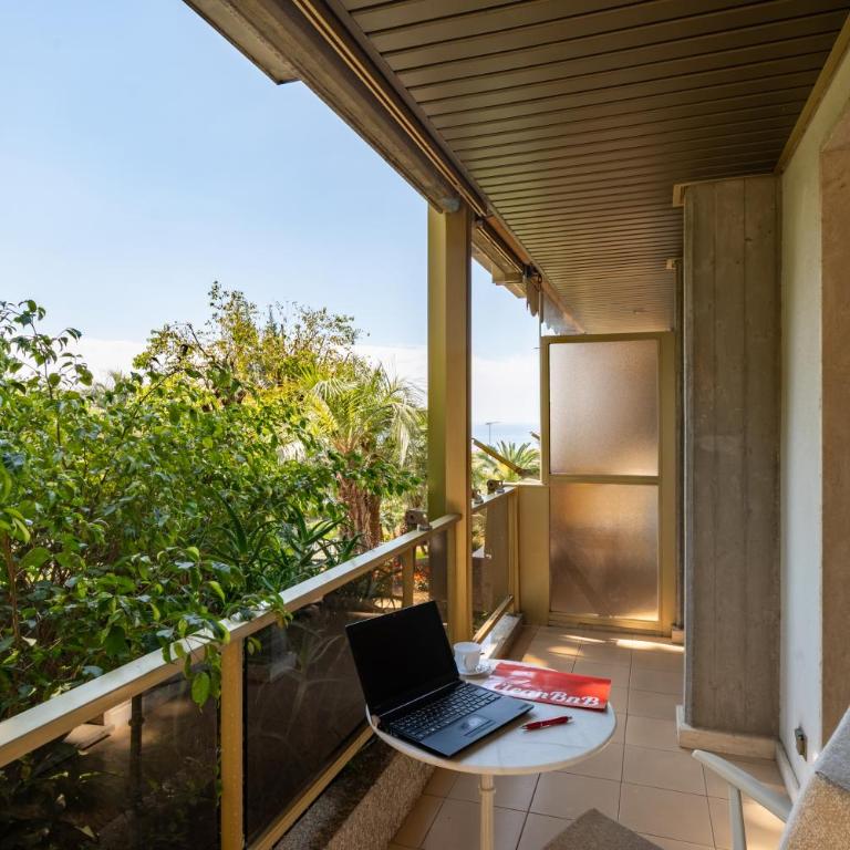 GuestHost - Modern Escape with Pool & Sunny Terrace - Appartamento con 1 Camera da Letto - 22