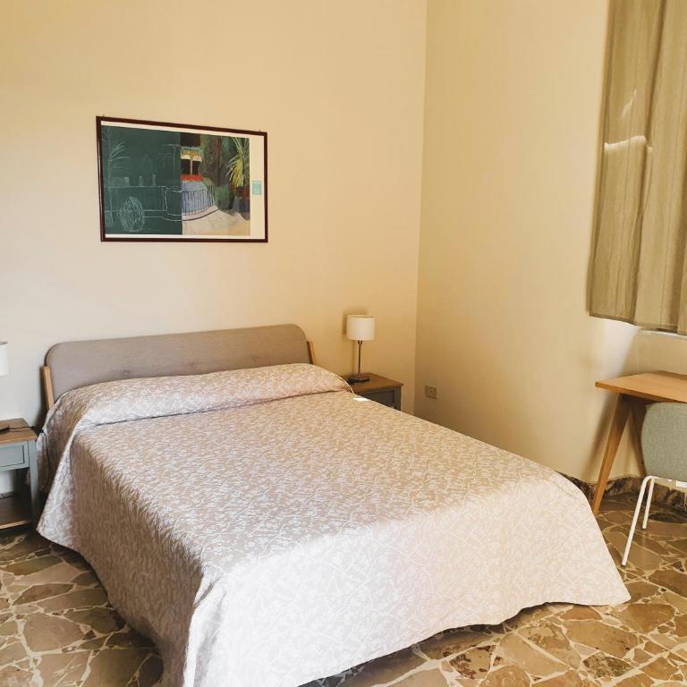 Euplio's Charme Home - Three-Bedroom Apartment - 13