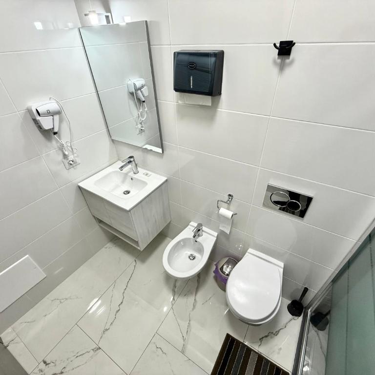 Luna Guest House - Camera Matrimoniale con Bagno Privato - 6