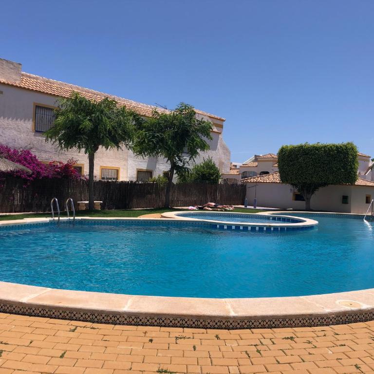 Appartement Happinez roof terrace close to beach - Two-Bedroom Apartment - 8
