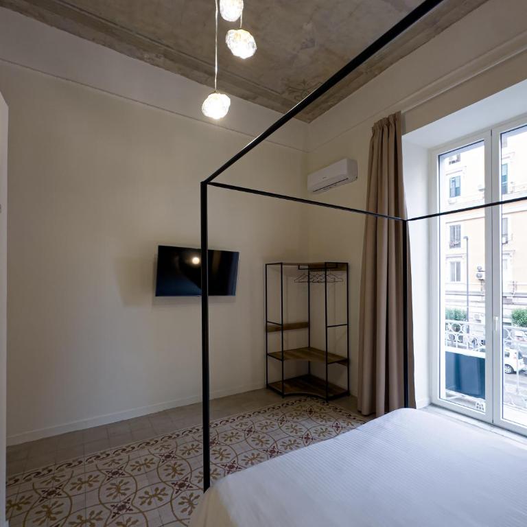 Mimì Neapolitan Stay - Napoli Centrale - Double Room with Private Bathroom - 5