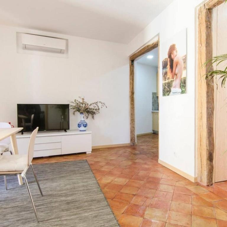 Bright Stylish Malasaña - Madrid City Centre - Apartment - 3